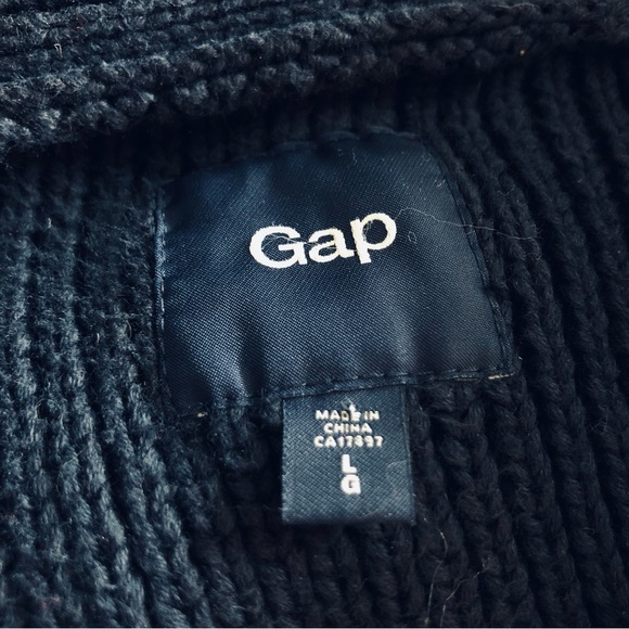 GAP | Men’s Navy Blue Heavy Knit Cardigan - Picture 3 of 3